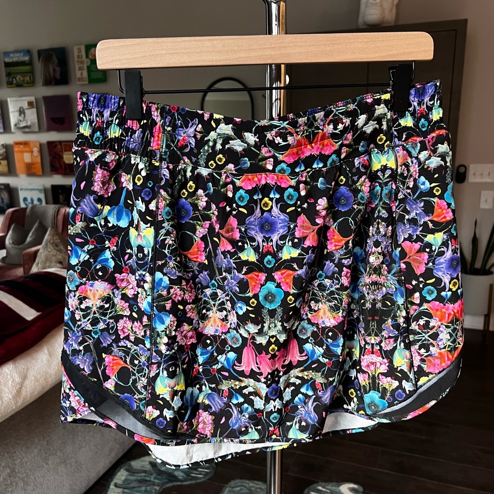 Lululemon Hotty Hot HR Skirt